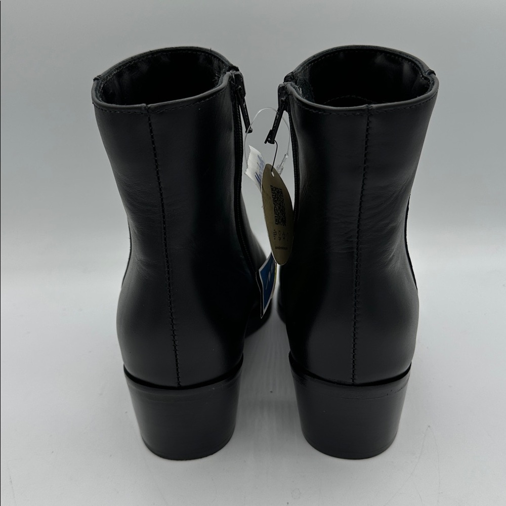 La Canadienne Pisa Black Leather Ankle Bootie Made In Canada Size 8.5 NWOB $498 - Picture 4 of 9